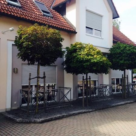 Airport Hostel Hallbergmoos Exterior photo