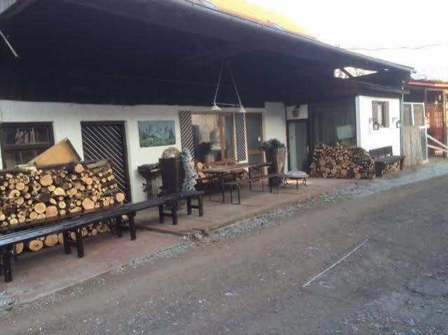 Airport Hostel Hallbergmoos Exterior photo